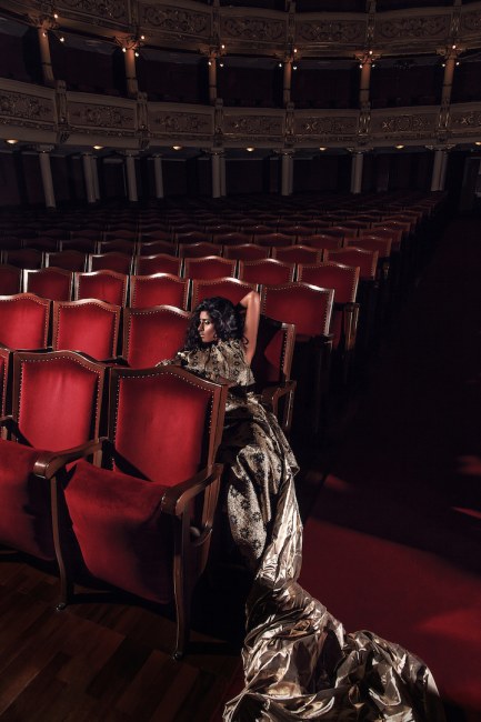 Mauro Lorenzo Fashion Photographer Fashion Editorial Haute Couture Gold Lady Miss Inspiration Concept Dior Magazine Teatro Theater