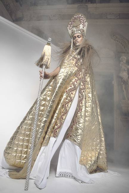 Mauro Lorenzo Fashion Editorial Fashion Photographer Paradiso Divina Commedia Magazine Agency Management Veil Inspiration Moodboard ArtDirector Trends Shooting Studio Haute Couture Dante Aligheri Danteday Altamoda Fotografiaitaliana 