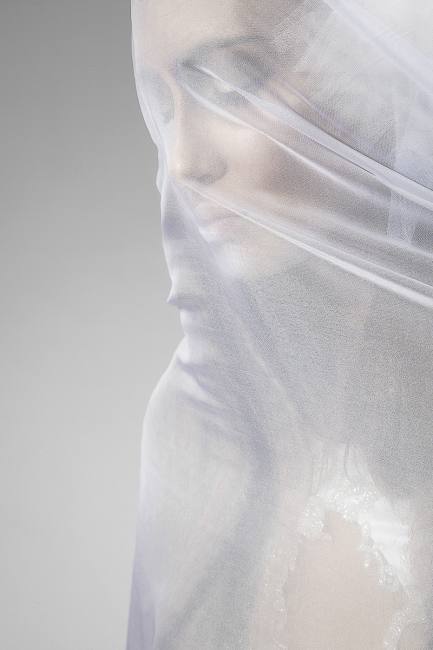 Mauro Lorenzo Fashion Editorial Fashion Photographer Paradiso Divina Commedia Magazine Agency Management Veil Inspiration Moodboard ArtDirector Trends Shooting Studio Haute Couture Dante Aligheri Danteday Altamoda Fotografiaitaliana 