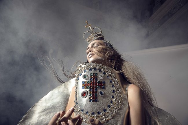 Mauro Lorenzo Fashion Editorial Fashion Photographer Paradiso Divina Commedia Magazine Agency Management Veil Inspiration Moodboard ArtDirector Trends Shooting Studio Haute Couture Dante Aligheri Danteday Altamoda Fotografiaitaliana 