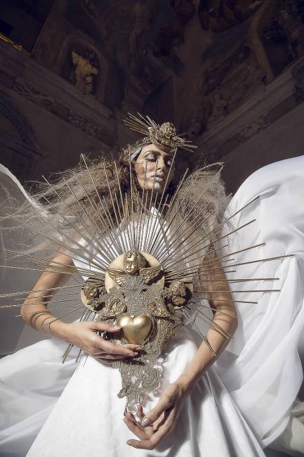 Mauro Lorenzo Fashion Editorial Fashion Photographer Paradiso Divina Commedia Magazine Agency Management Veil Inspiration Moodboard ArtDirector Trends Shooting Studio Haute Couture Dante Aligheri Danteday Altamoda Fotografiaitaliana 