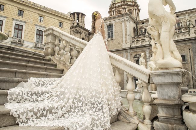 Mauro Lorenzo Fashion Editorial  FashionPhotographer Bridal Altamoda Magazine Sposa Management Wedding Palermo Piazzapretoria Hautecouture fashionshooting TopBrands ItalianPhotographer Inspiration Statue Piazzadellavergogna