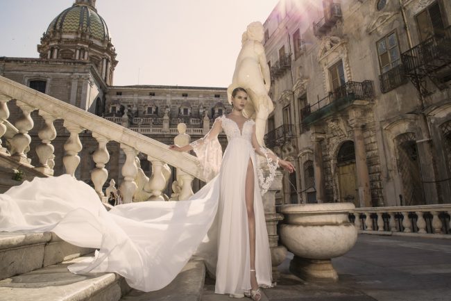 Mauro Lorenzo Fashion Editorial  FashionPhotographer Bridal Altamoda Magazine Sposa Management Wedding Palermo Piazzapretoria Hautecouture fashionshooting TopBrands ItalianPhotographer Inspiration Statue Piazzadellavergogna