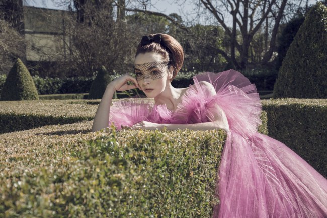 Mauro Lorenzo Fashion Editorial Photographer haute couture  Magazine Agency nature botanic garden press topmodel italian moodboard Inspiration sosud advertising mirror reflection secret