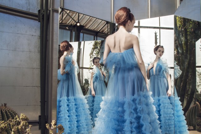 Mauro Lorenzo Fashion Editorial Photographer haute couture  Magazine Agency nature botanic garden press topmodel italian moodboard Inspiration sosud advertising mirror reflection secret