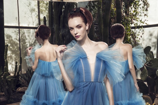 Mauro Lorenzo Fashion Editorial Photographer haute couture  Magazine Agency nature botanic garden press topmodel italian moodboard Inspiration sosud advertising mirror reflection secret