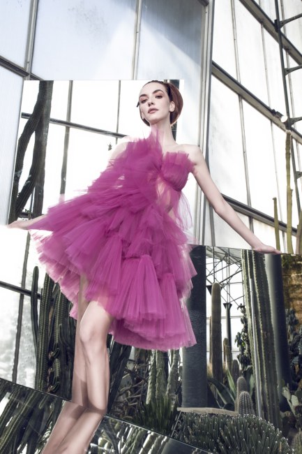 Mauro Lorenzo Fashion Editorial Photographer haute couture  Magazine Agency nature botanic garden press topmodel italian moodboard Inspiration sosud advertising mirror reflection secret