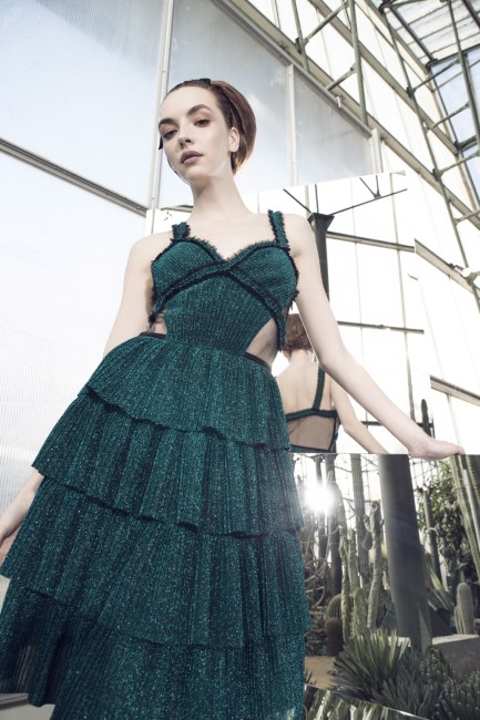 Mauro Lorenzo Fashion Editorial Photographer haute couture  Magazine Agency nature botanic garden press topmodel italian moodboard Inspiration sosud advertising mirror reflection secret