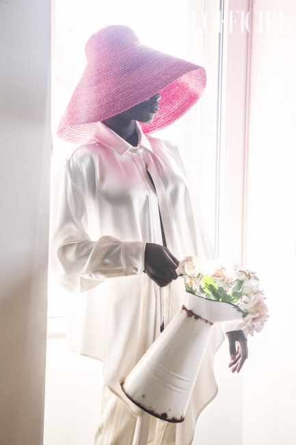 Mauro Lorenzo Fashion Editorial Photographer L'Officiel  Australia The Attico Management Gucci Inspiration Moodboard Saint Laurent Balenciaga Jacquemus Dolce&Gabbana Fendi Pret à porter Haute Couture Flower Lockdown Blackmodel