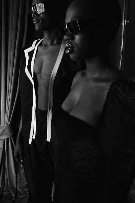 Mauro Lorenzo Fashion Editorial Photographer Studio Fotografia Moda Italiani Man Management Inspiration Moodboard Flower Topbrands Luxury Pretaporter Haute Couture Blackmodel