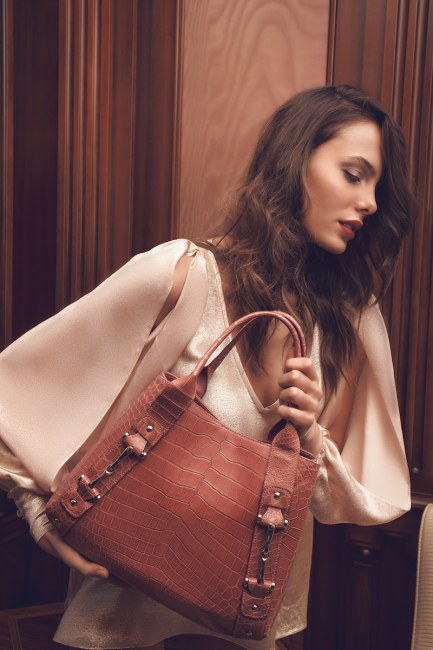 Mauro Lorenzo Fashion Photographer Editorial Luxury Bags Milano  Hotel Principidisavoia Savoia Leather Worldwide Campaign Mood Model Agency Haute Couture Advertising Magazine  